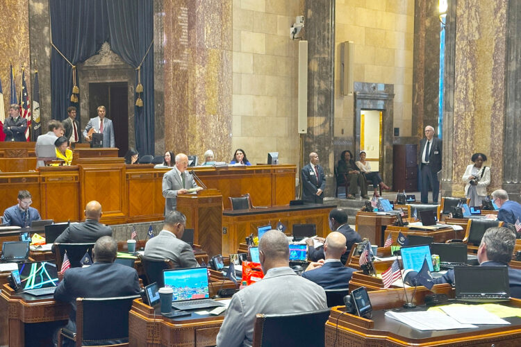 Louisiana senators pass new US House map